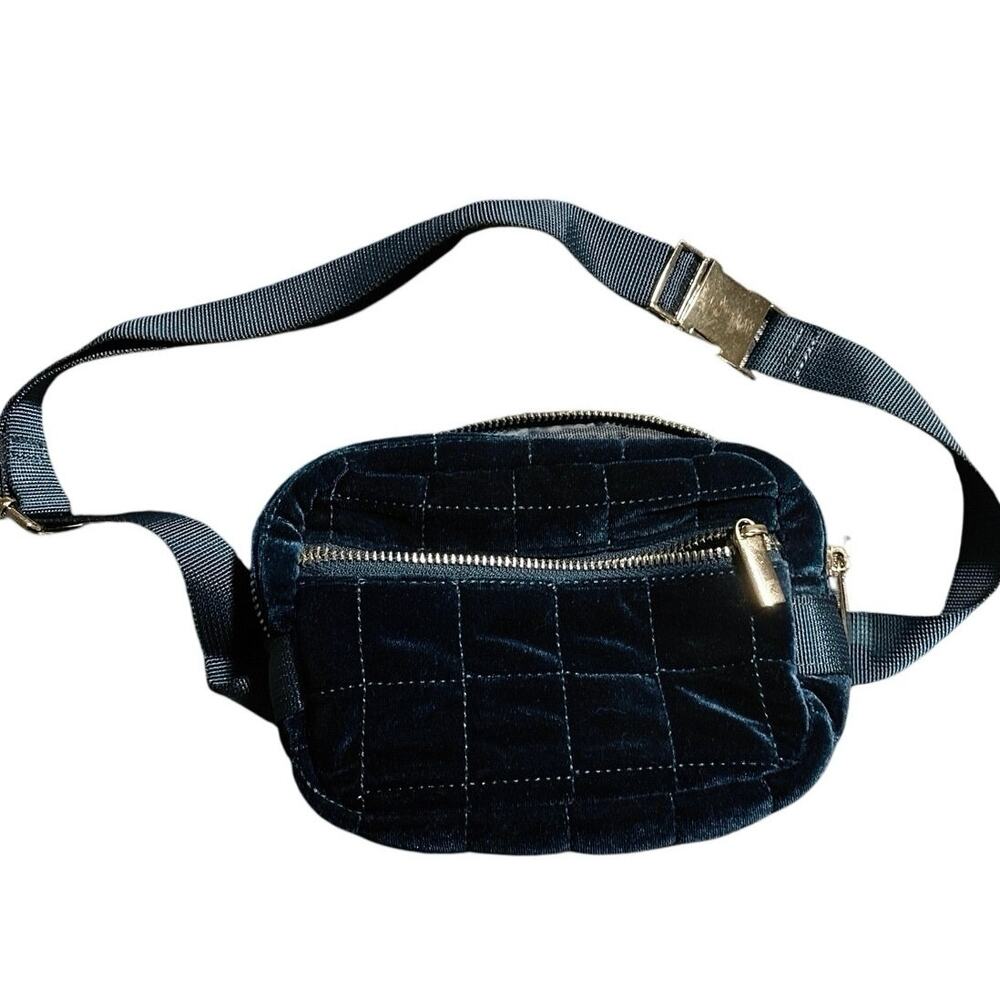 Joy crossover purse gold